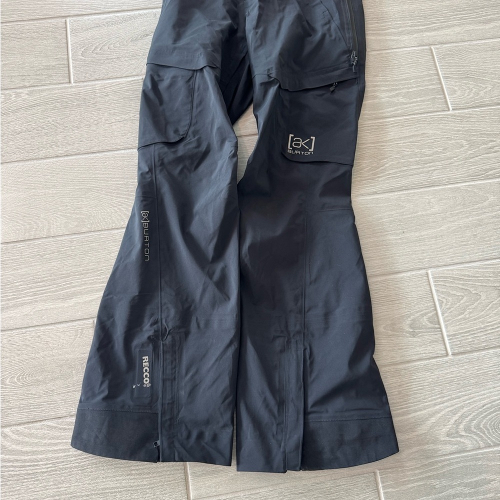 BURTON AK Kimmy Gore-Tex 3L Black Bibs Size XS Like New Condition - Picture 2 of 6